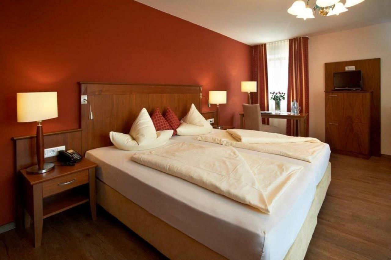 Hotelgasthof Zur Sonne Bad Gögging Εξωτερικό φωτογραφία